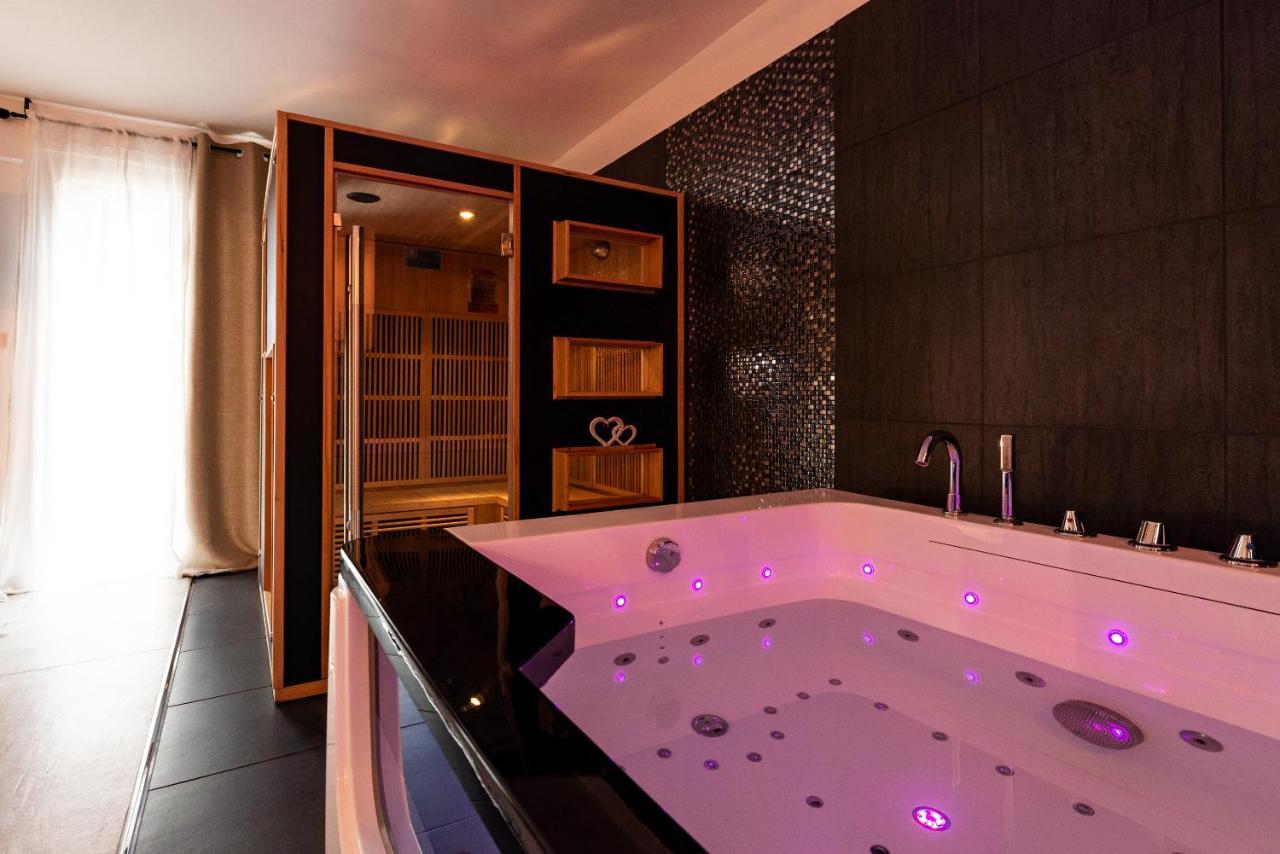Suite And Spa 21 Dijon Bagian luar foto