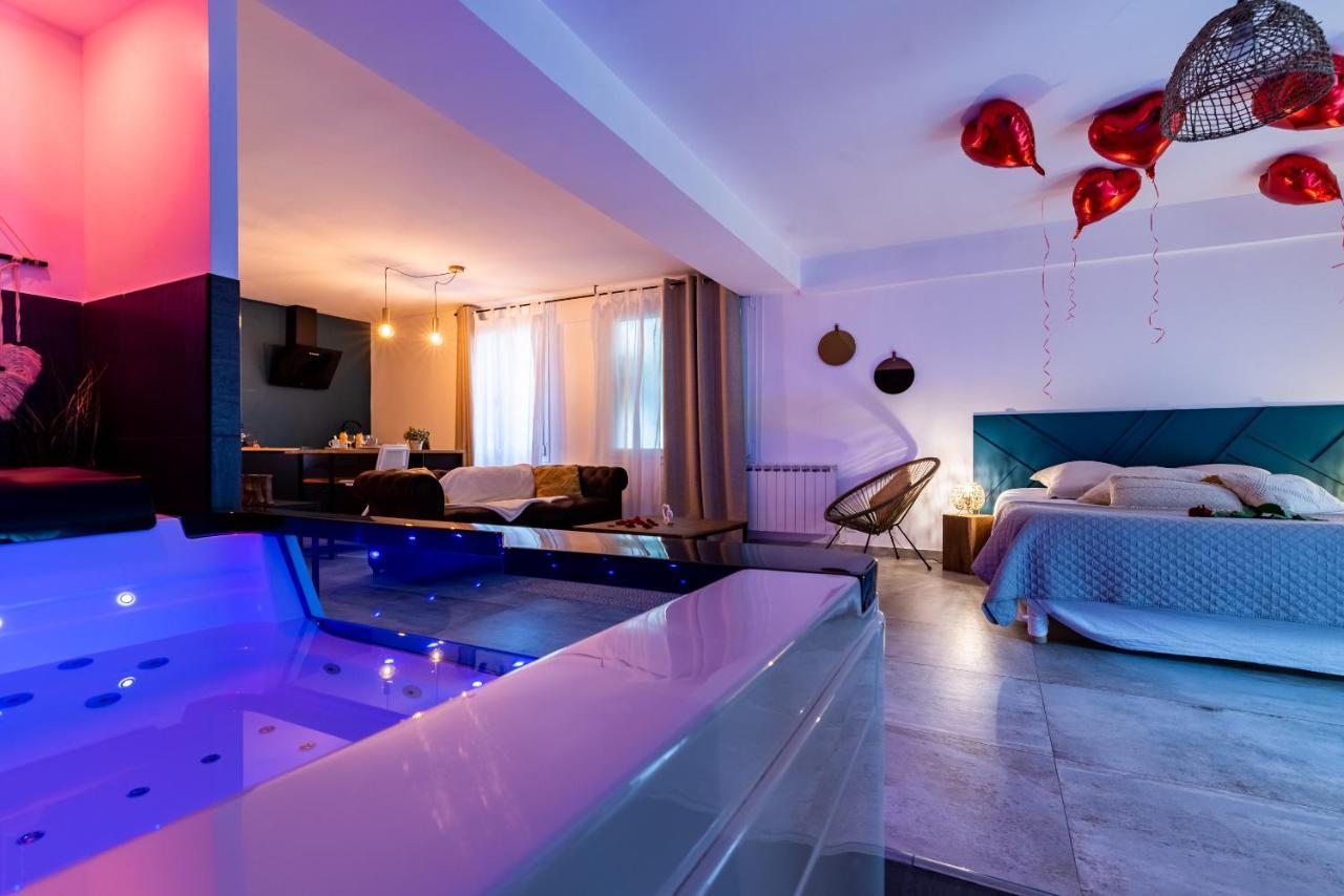 Suite And Spa 21 Dijon Bagian luar foto