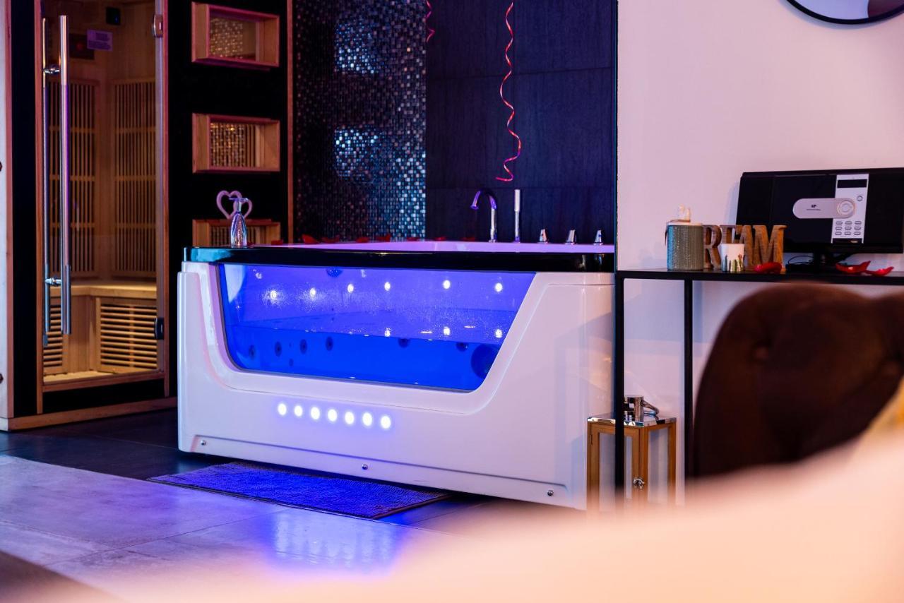 Suite And Spa 21 Dijon Bagian luar foto