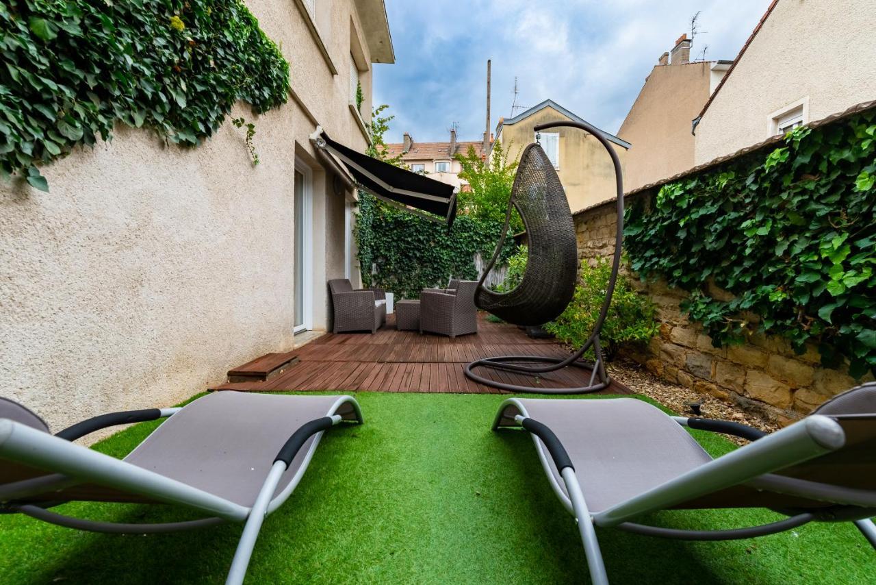 Suite And Spa 21 Dijon Bagian luar foto