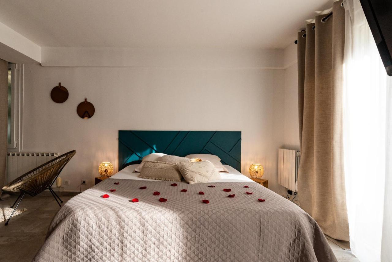 Suite And Spa 21 Dijon Bagian luar foto