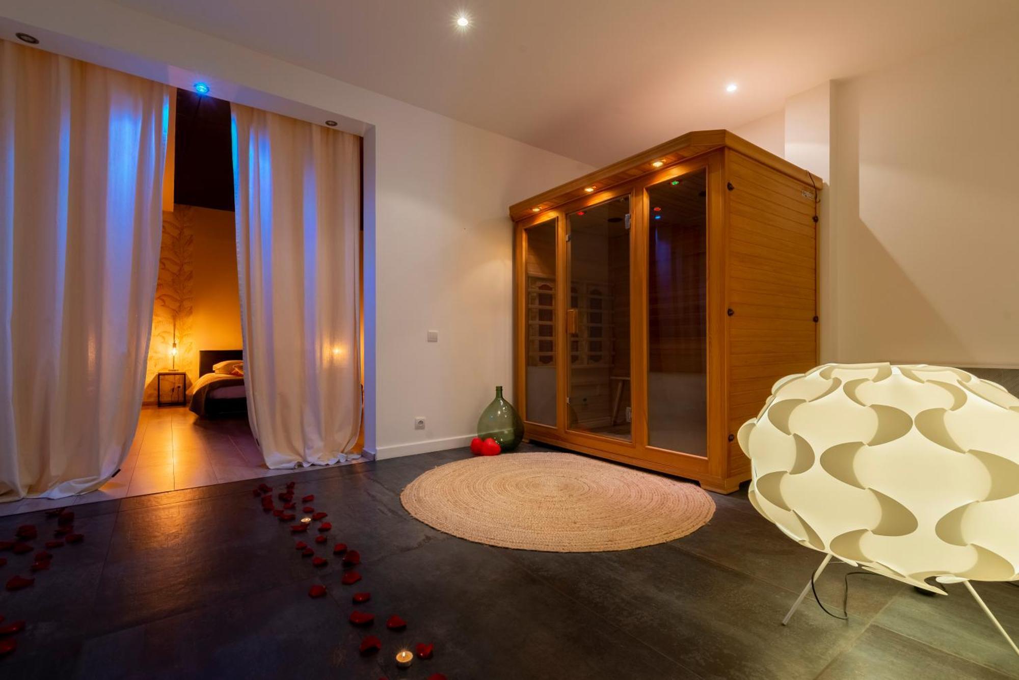 Suite And Spa 21 Dijon Bagian luar foto