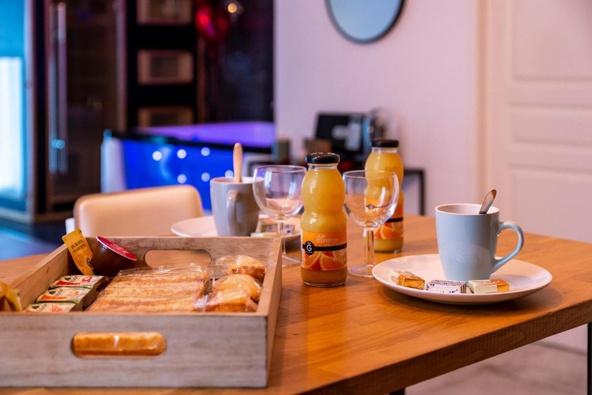 Suite And Spa 21 Dijon Bagian luar foto